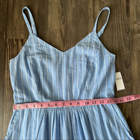 Old Navy NWT Chambray Style Summer Midi Dress - Picture 12 of 16